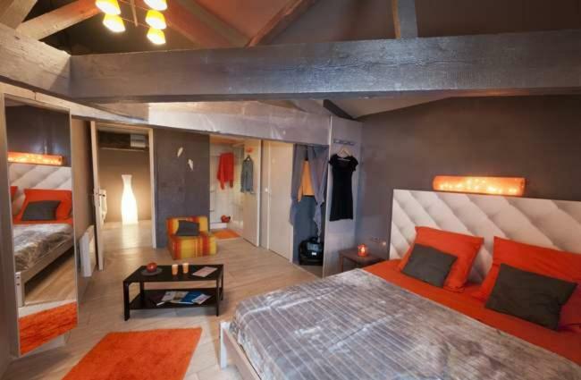 Le Logis Du Medoc Hotel Saint-Yzans-de-Médoc Buitenkant foto